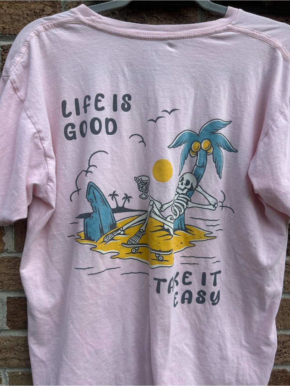 Social Culture Life is Good Women's Short Sleeve Tee - Light Pink size Large
